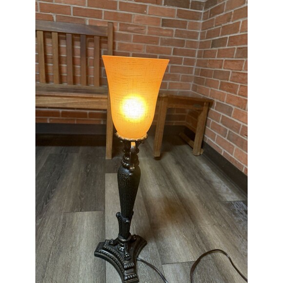 WERFACTORY Tiffany Table Lamp Stained Glass Grape Style  Tiffany-style torchiere table lamp Glass Shade